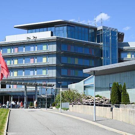 Clarion Hotel Bergen Airport Exterior photo