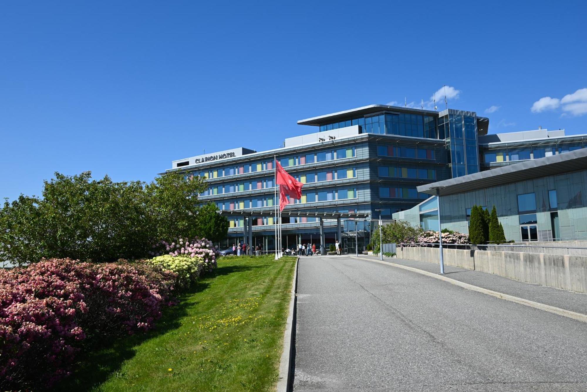 Clarion Hotel Bergen Airport Exterior photo